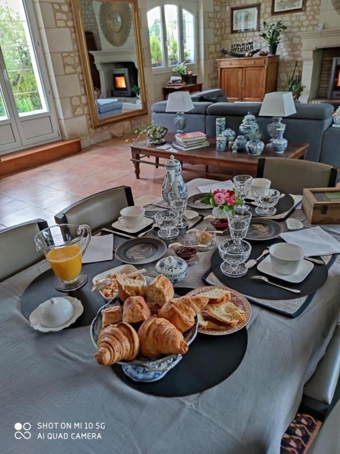 Reves & Riviere Bed & Breakfast Exterior photo